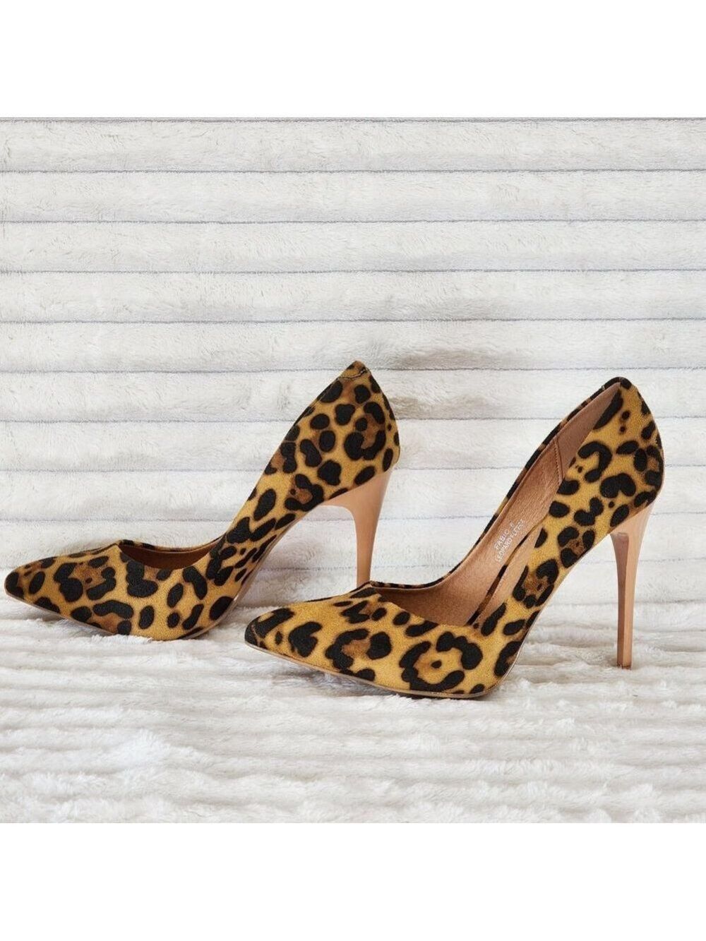 Leopard Print High Heel Pumps Matching Colored Sole Fabio - Picture 7 of 9